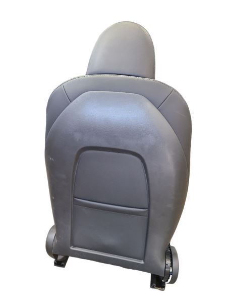 FRONT TESLA 3   2023 Driver's Side Leather Front Seat 577752
