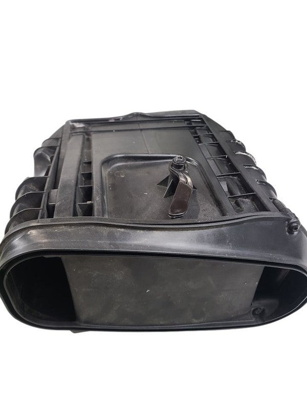 Driver Left Air Cleaner 3.0L Fits 15-18 PORSCHE MACAN 661484