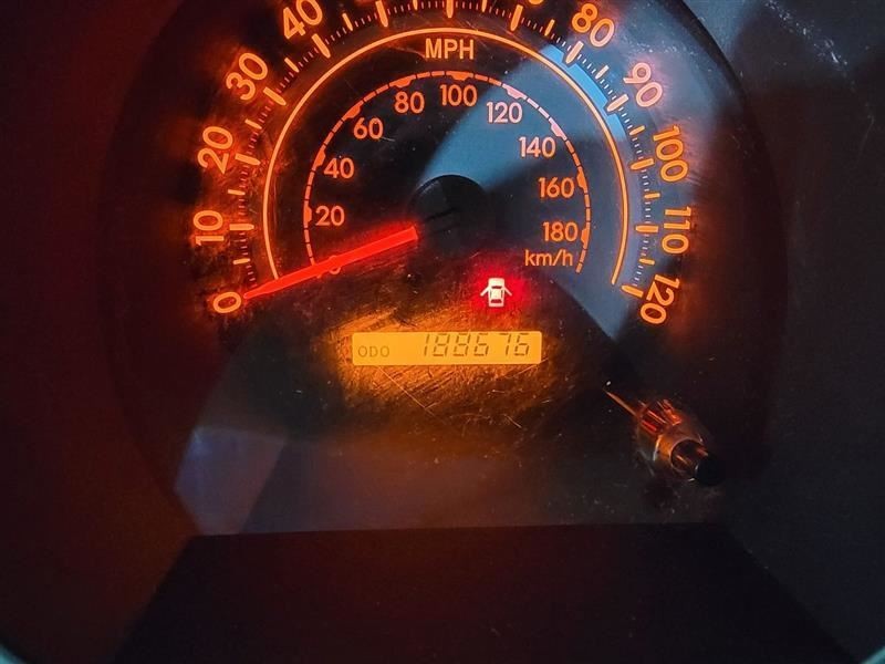 TUNDRA    2009 Owners Manual 501568