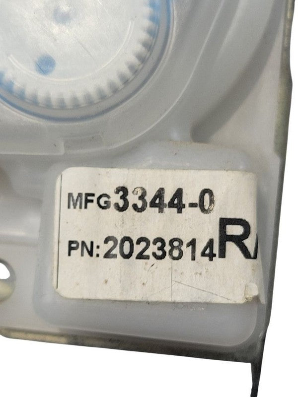TUNDRA    2004 Seat Belt Rear 667736