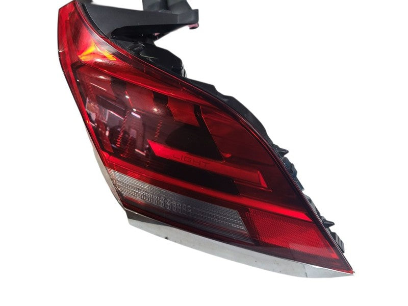 Passenger Tail Light LED Quarter Panel Mounted Fits 21-23 ATLAS 647656