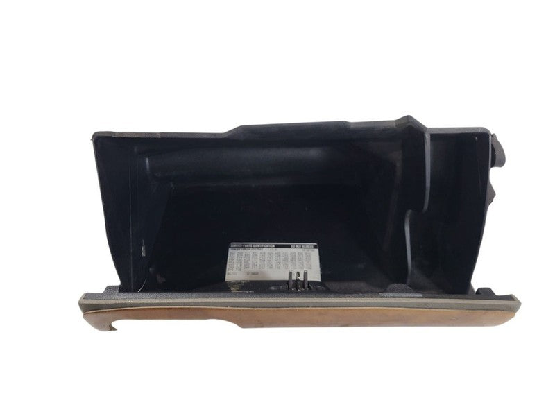 YUKON     1998 Glove Box 664336