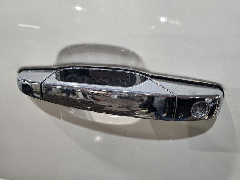 Driver Door Handle Exterior Door Front Chrome Fits 07-14 ESCALADE 6139