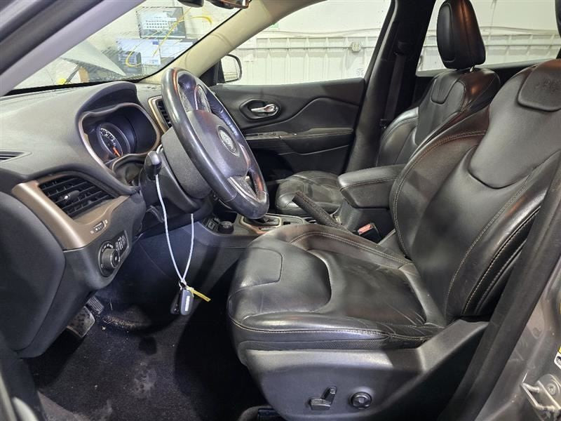 Passenger Air Bag Front Passenger Knee Fits 14-18 CHEROKEE 594487
