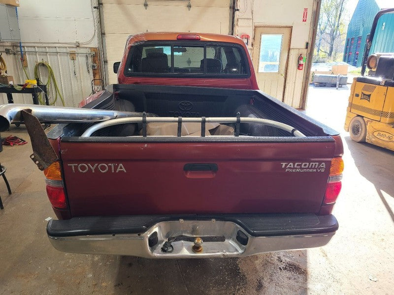 Hood Fits 01-04 TACOMA 680254
