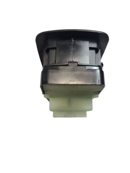 GRANDCHER 2015 Front Door Switch 591228