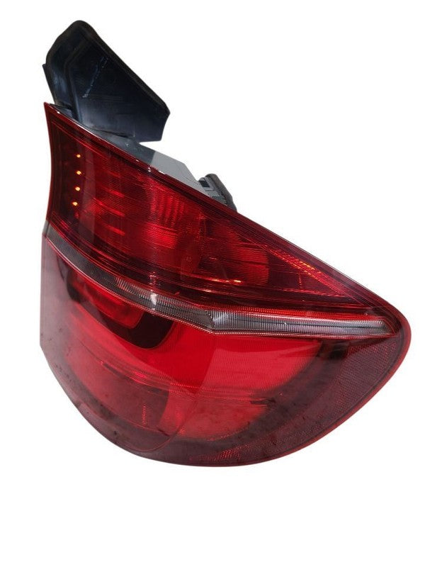 Passenger Tail Light Quarter Panel Mounted Fits 11-13 BMW X5 670315