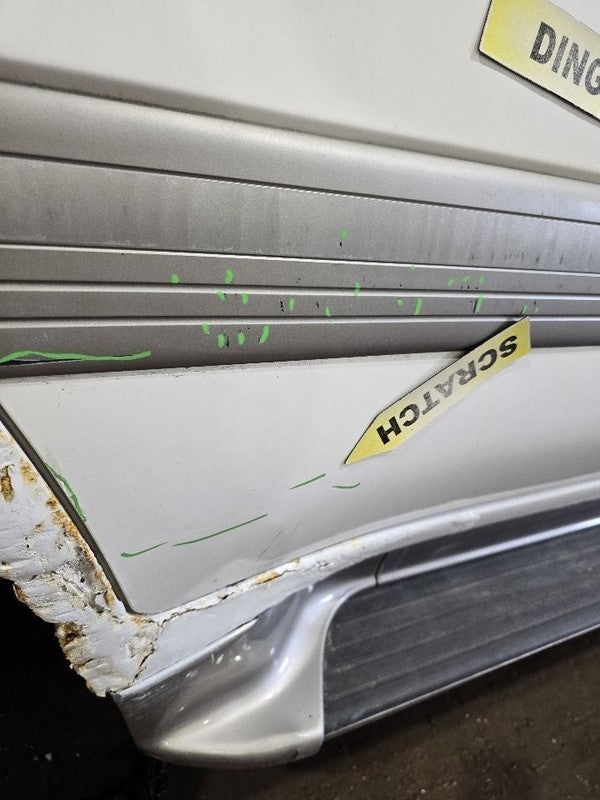 Passenger Rear Side Door 8 Cylinder Fits 98-02 LAND CRUISER 632019