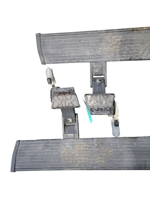 Driver Running Board With Deployable Fits 22-25 FORD F150 PICKUP 68018
