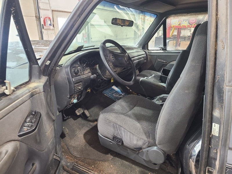Front Spindle/Knuckle Spindle Fits 84-92 BRONCO 652283