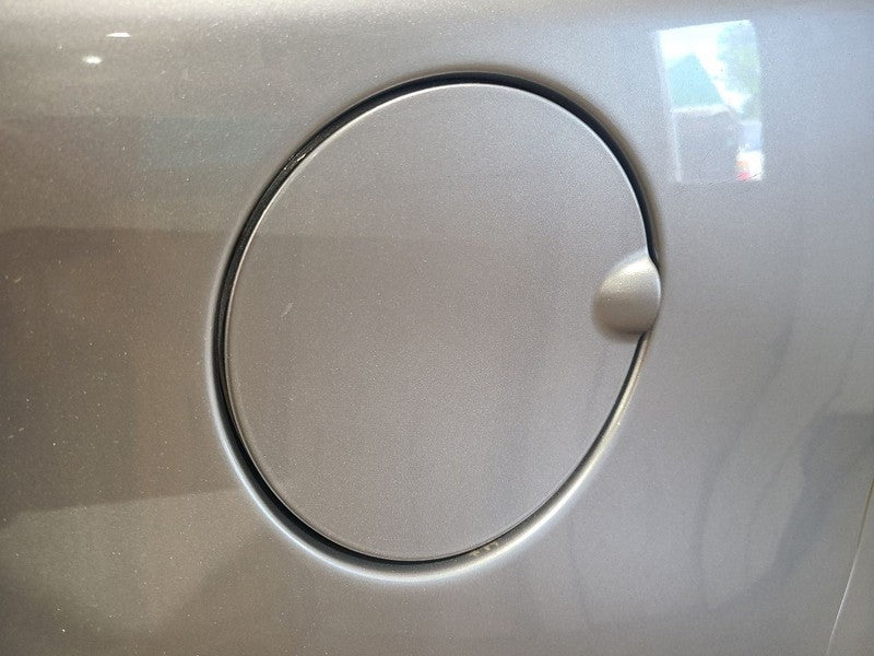 MKX       2011 Fuel Filler Door 666989