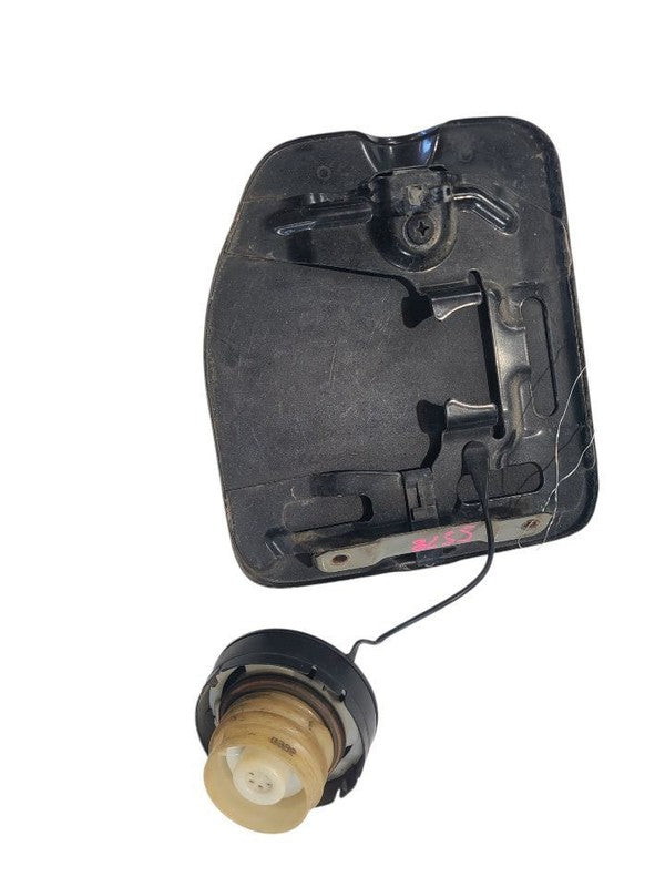 TACOMA    2002 Fuel Filler Door 670592