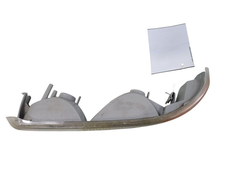 Driver Corner/Park Light Park Lamp-turn Signal Fits 00-06 SUBURBAN 150