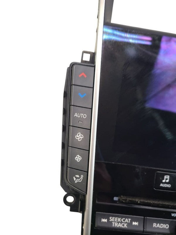 Q50       2016 Info-GPS-TV Screen 633340