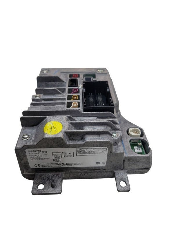 Audio Equipment Radio Receiver 8.4" Touch Screen Fits 19 PACIFICA 6770