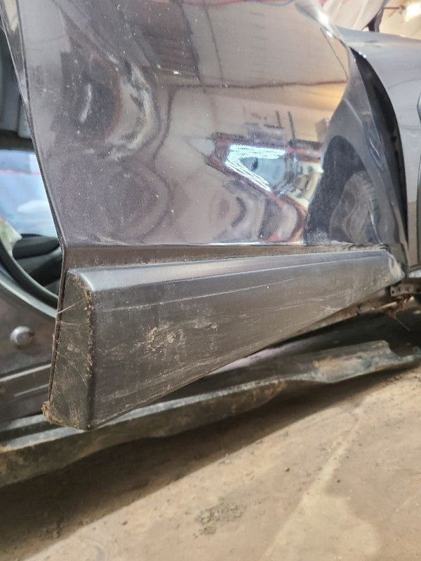 Passenger Right Front Door Wagon Outback Fits 20-25 LEGACY 672680