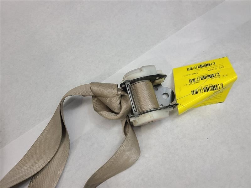 LX470     1999 Seat Belt Rear 605237