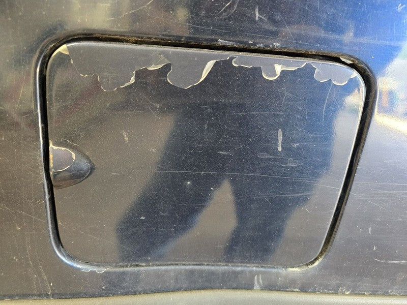 T100      1993 Fuel Filler Door 638177