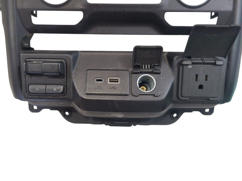 Info-GPS-TV Screen Display Screen Fits 20-23 SIERRA 2500 669884 847439