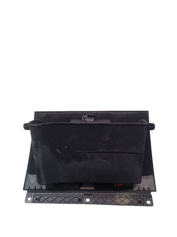 NAVIGATOR 2016 Glove Box 635894