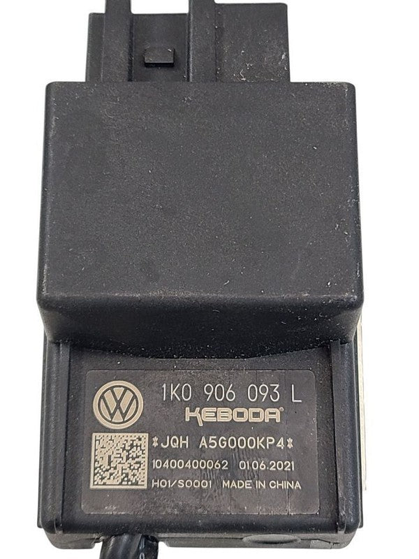 Chassis ECM Fuel Pump Mounted Fits 22 PASSAT 637941