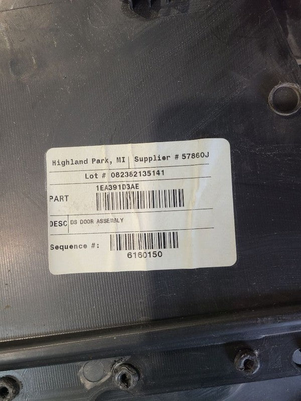 RAM1500   2012 Front Door Trim Panel 659218