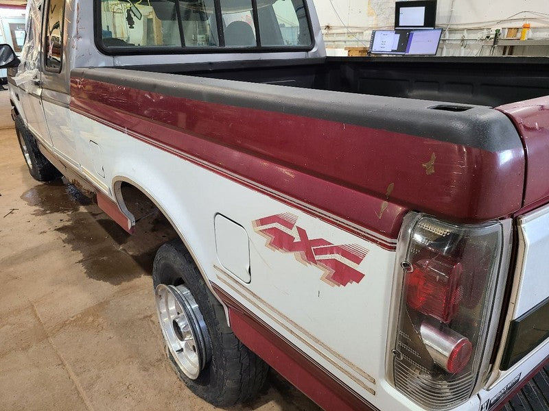 Pickup Box From 8501 GVW 6' 9" Box Fits 92-97 FORD F250 PICKUP 664052