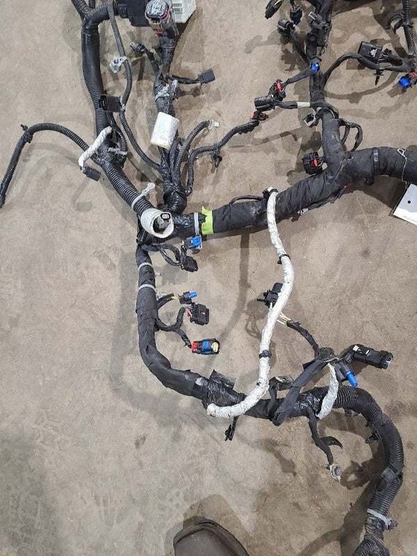 SILVRDO15 2022 Engine Wire Harness 617269
