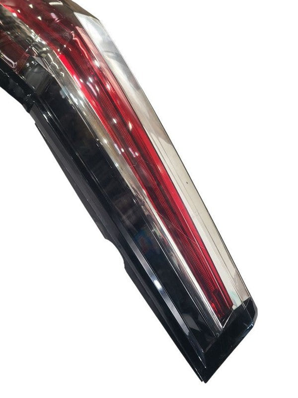 Passenger Right Tail Light Fits 15-20 ESCALADE 664119