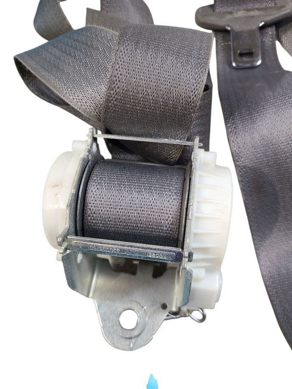 SUBURBN15 2015 Seat Belt Rear 647322