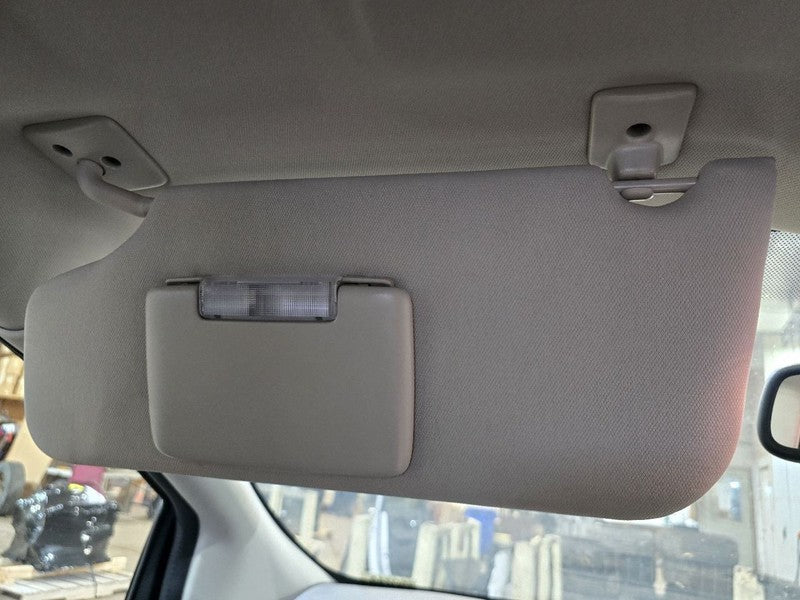 Driver Sun Visor Illuminated With Garage Door Opener Fits 07-10 MKX 63