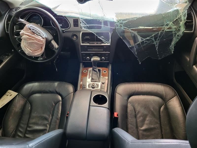 Chassis ECM Transmission ID 0C8927750 Fits 11-14 TOUAREG 544205
