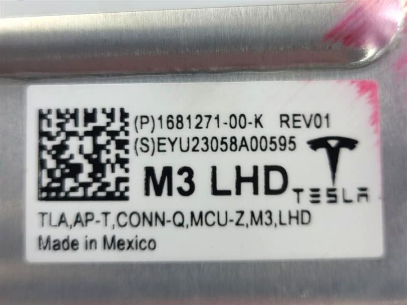 TESLA 3   2023 Media Control Unit 168127100K Chassis ECM 578440