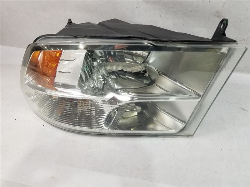 Passenger Headlight Halogen Fits 14-15 DODGE 2500 PICKUP 540304