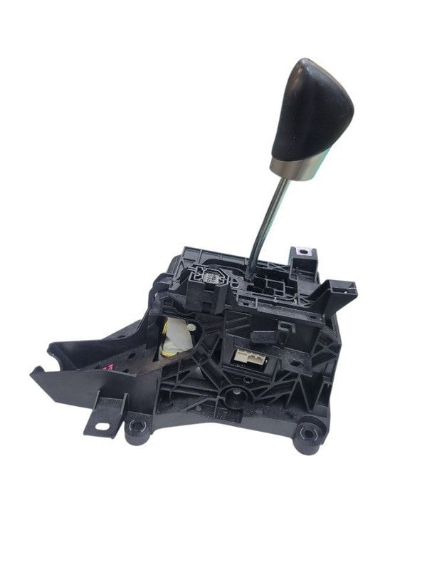 NX200T    2016 Transmission Shift 673829