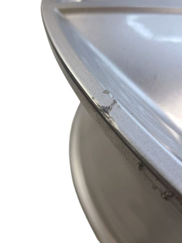Wheel 18x7-1/2 Painted Silver Opt Rsz Fits 24-26 ENCORE GX 679804