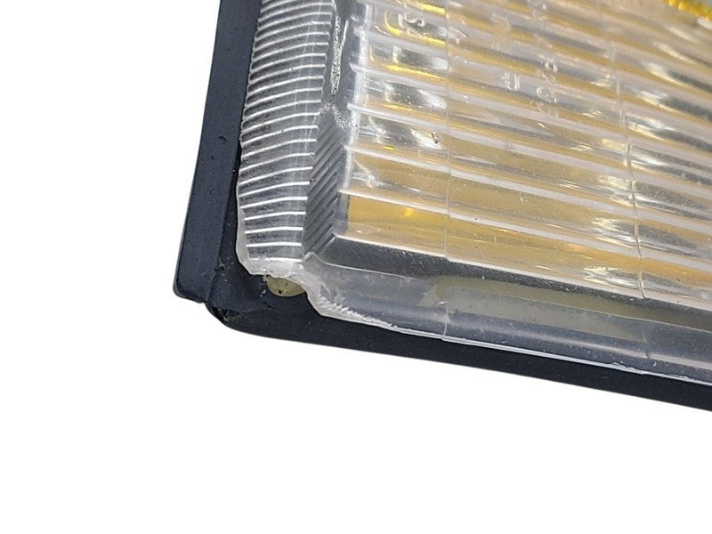 Passenger Corner/Park Light Park Lamp-turn Signal Fits 97-00 TACOMA 67