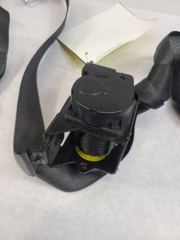 IMPALANEW 2017 Seat Belt Rear 607832