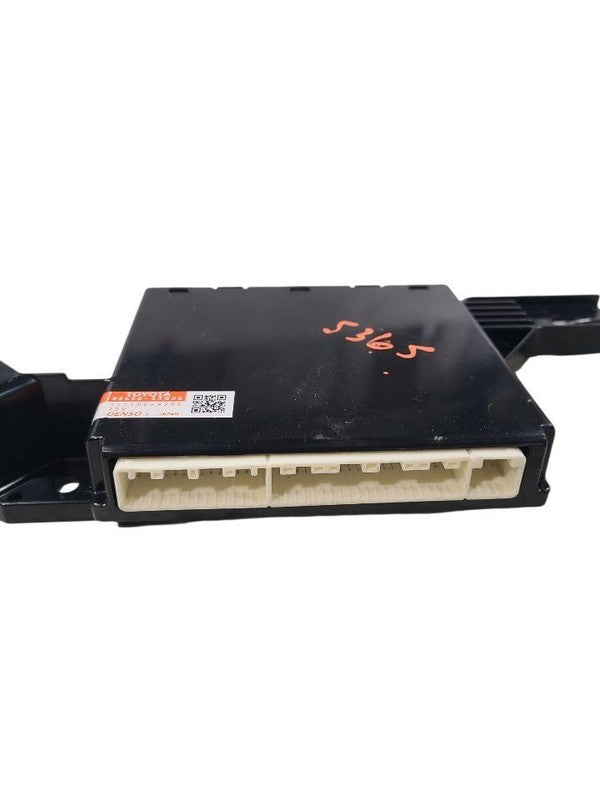 Chassis ECM Temperature Amplifier Fits 13-15 LEXUS ES350 657052