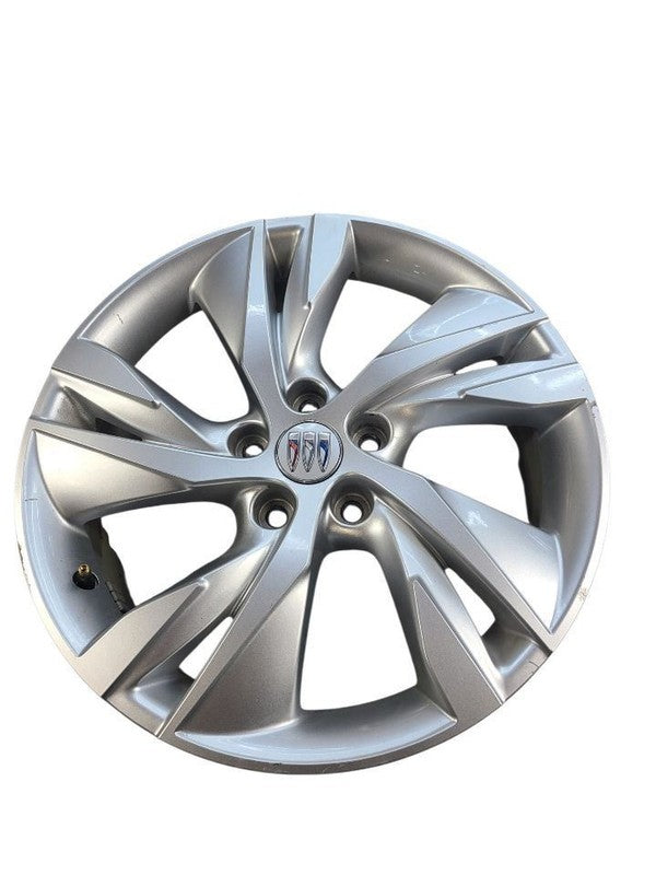 Wheel 18x7-1/2 Painted Silver Opt Rsz Fits 24-26 ENCORE GX 679803