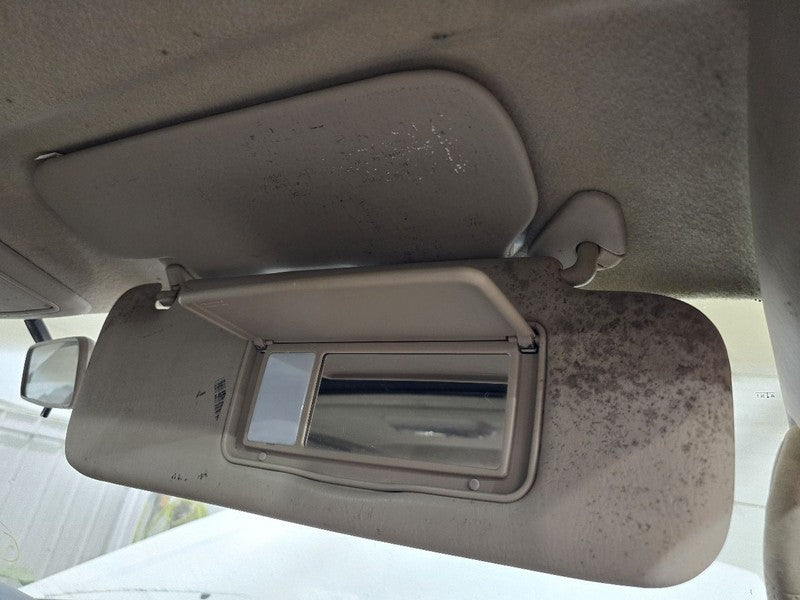 Passenger Sun Visor Illuminated Primary Fits 98-02 LAND CRUISER 632049