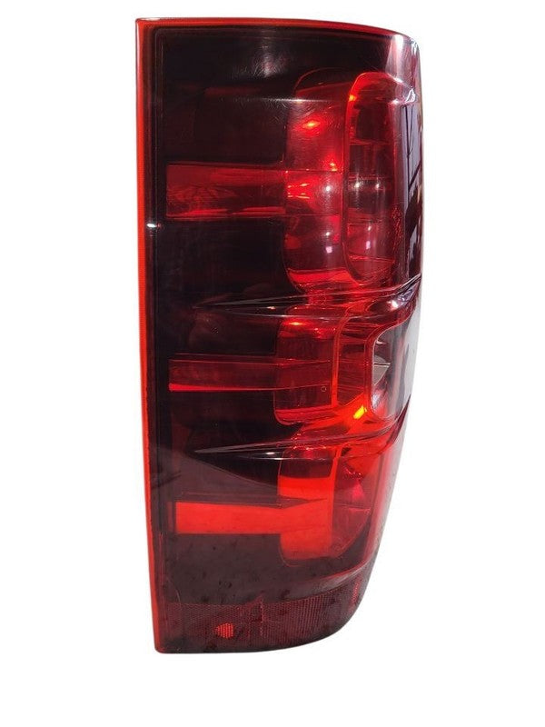 Driver Left Tail Light Fits 07-14 SUBURBAN 1500 663737