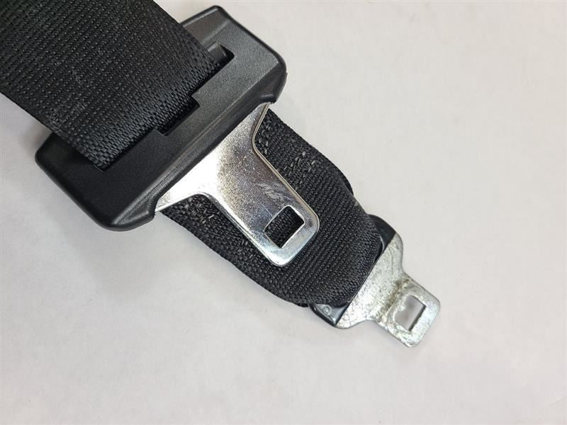 REAR CARAVAN   2013 3rd Row Center Retractor Seat Belt Rear 561451