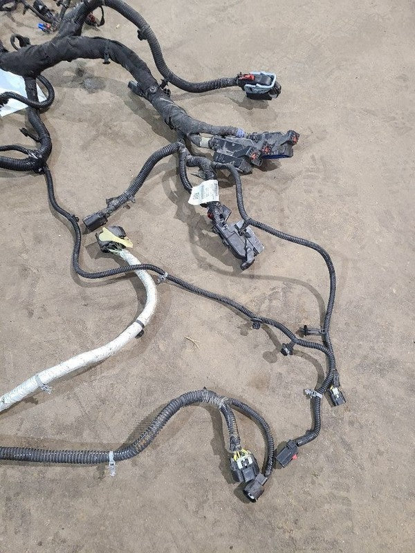 SILVRDO15 2022 Engine Wire Harness 617269