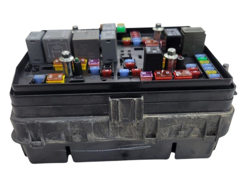 Fuse Box Engine Fits 21-23 SIERRA 2500 PICKUP 675413