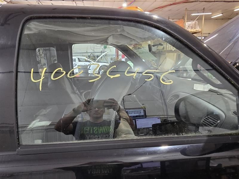 Passenger Right Front Door Glass Fits 94-02 DODGE 2500 PICKUP 596912