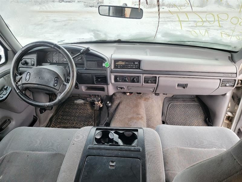 Front Spindle/Knuckle From 8501 GVW Spindle Fits 93-97 FORD F250 PICKU