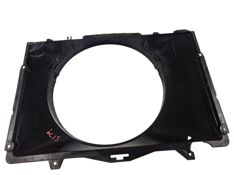 TNISSAN   1986 Radiator Shroud 642044