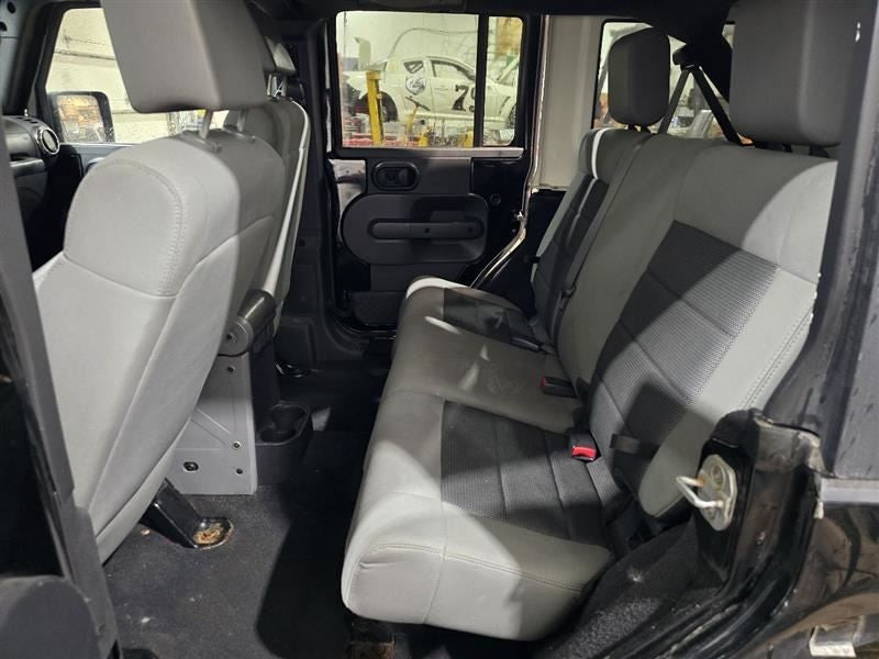 Automatic Transmission 3.8L 4WD Fits 07-11 WRANGLER 589516