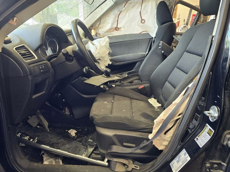 CX-5      2016 Seat Belt Rear 638571